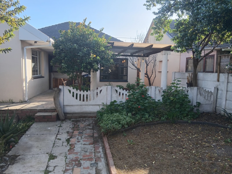 To Let 3 Bedroom Property for Rent in Heathfield Western Cape